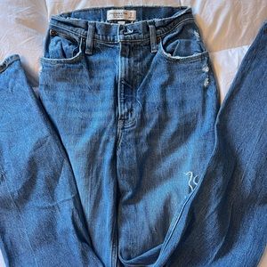 Abercrombie women’s jeans 👖💙